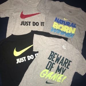 Boys Nike tee shirts✔️